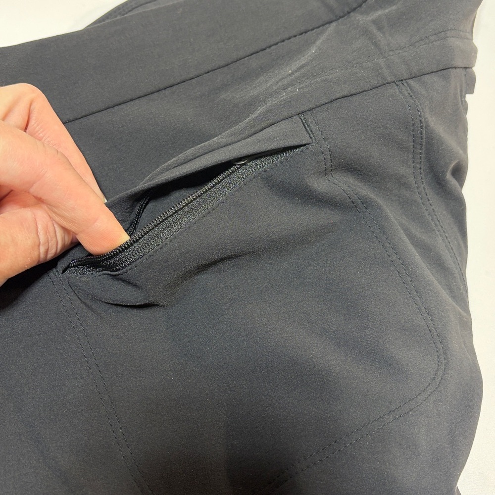 Athleta cargo utility tech performance pants size 6 - Picture 9 of 14